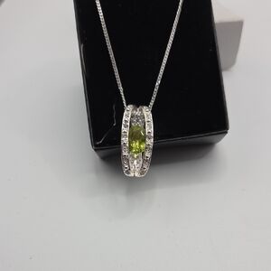 Avon Envy Me Necklace  Silver Necklace with Green Accent